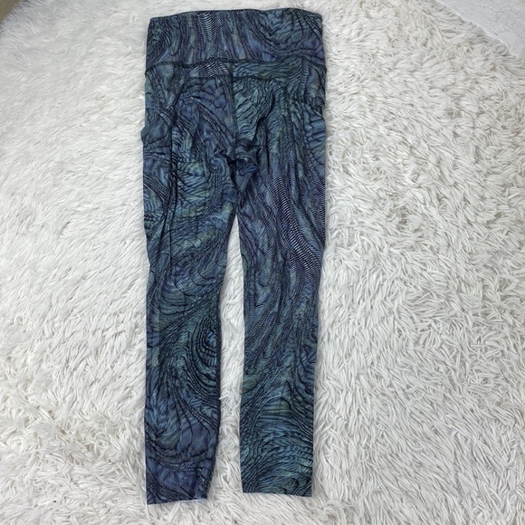 Lululemon Fast and Free High Rise Crop 23" Dimensional Icing Blue Multi - Picture 7 of 7